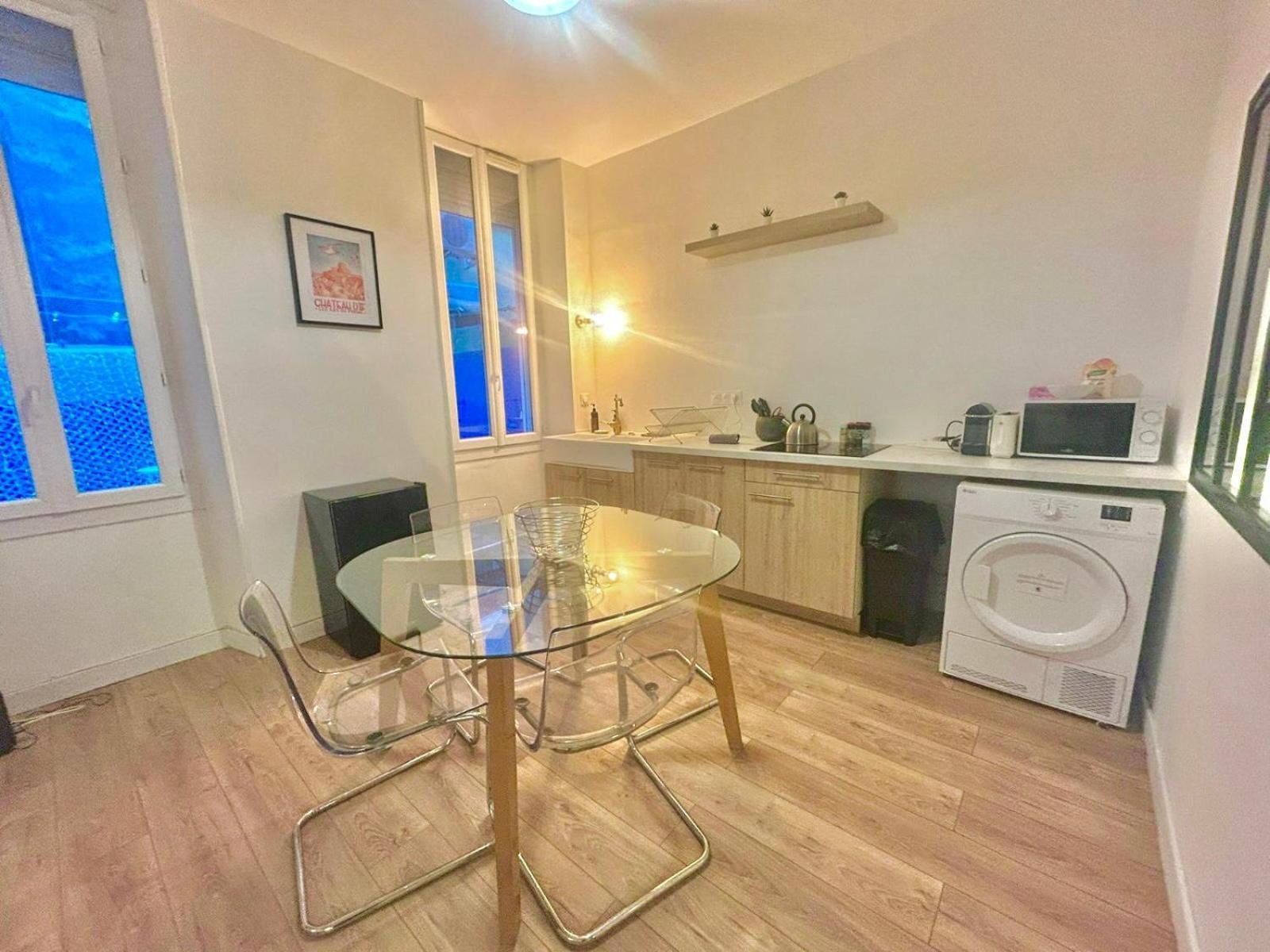 Chez Marie Et Romain- Appartement De Charme Au Coeur De La Joliette Proche Panier Centre Ville Marseille Bagian luar foto