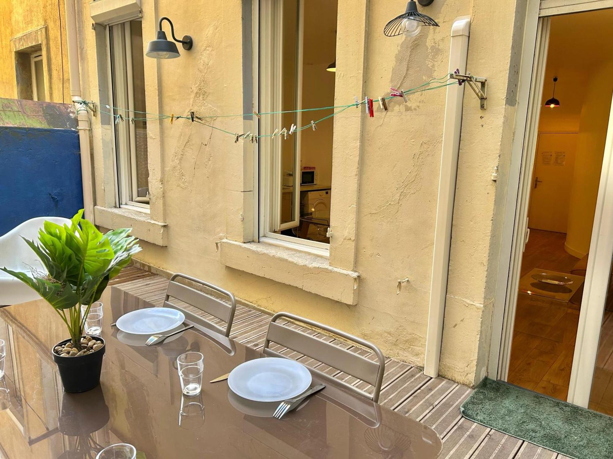 Chez Marie Et Romain- Appartement De Charme Au Coeur De La Joliette Proche Panier Centre Ville Marseille Bagian luar foto